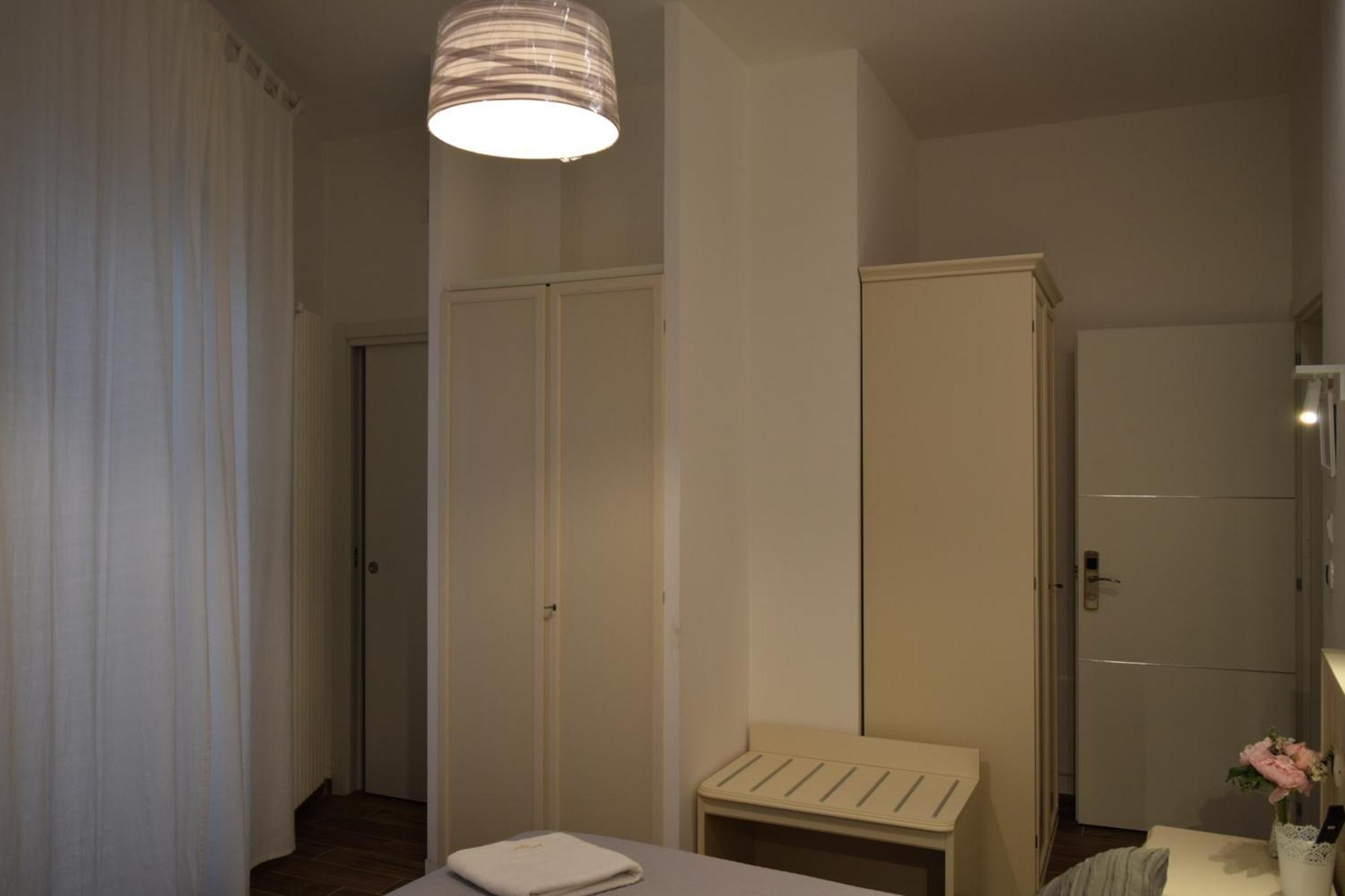 Domus Al Corso Con Servizio B&B Canosa di Puglia Exterior foto